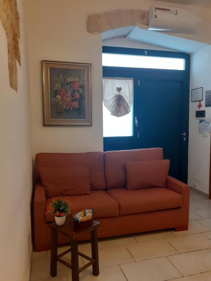 Noemisabry - Casa Vacanze バーリ エクステリア 写真